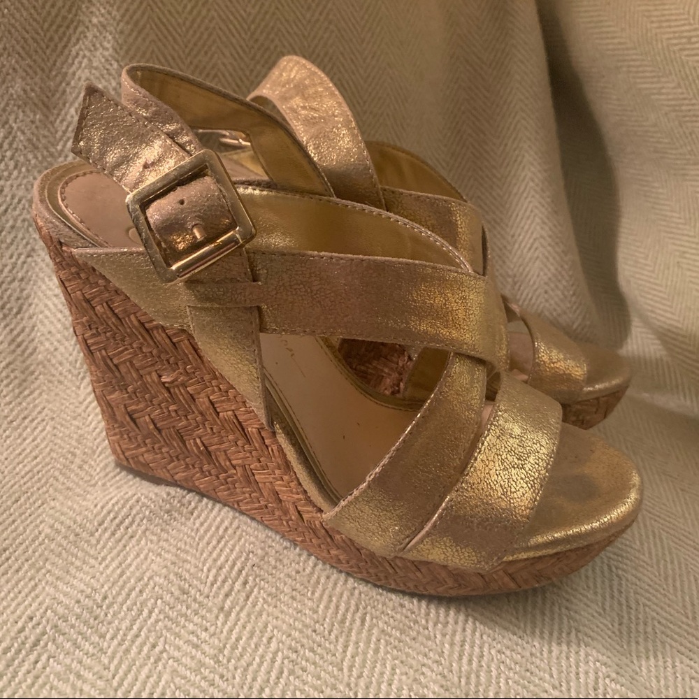 Jessica Simpson Gold Wedge